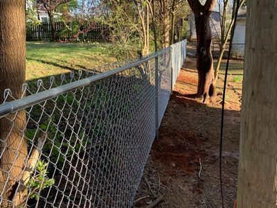 Chain link fence in Lyndon Kentucky